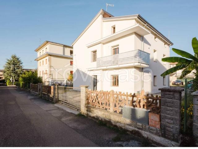 Villa Indipendente in vendita a Villalunga, Casalgrande