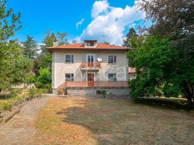 Villa Indipendente in vendita a Castagneretto, Villar Focchiardo