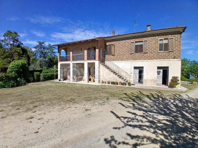 Villa Indipendente in vendita a Abbadia di Montepulciano, Abbadia Di Montepulciano