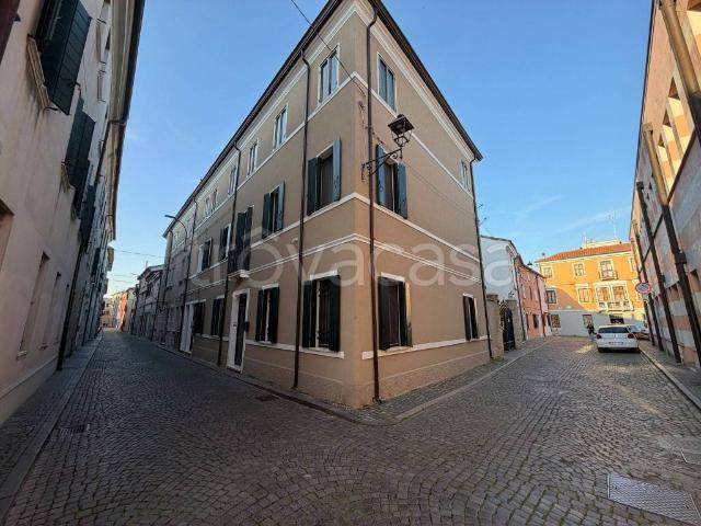 Villa Indipendente in vendita a Borgo Dolomiti, Adria