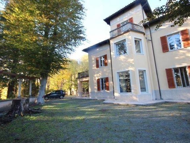 Villa Indipendente in vendita a Piemonte, Alessandria