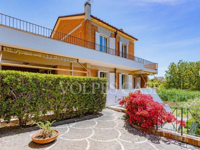 Appartamento in vendita a Lido dei Gigli, Roma Capitale