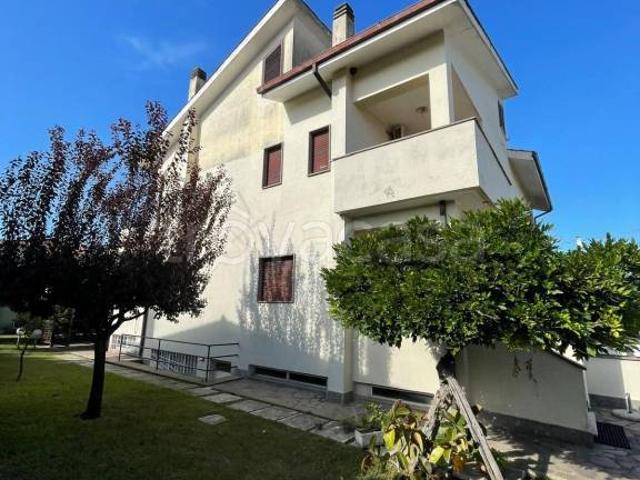 Villa Indipendente in vendita a Lavinio Stazione, Roma Capitale
