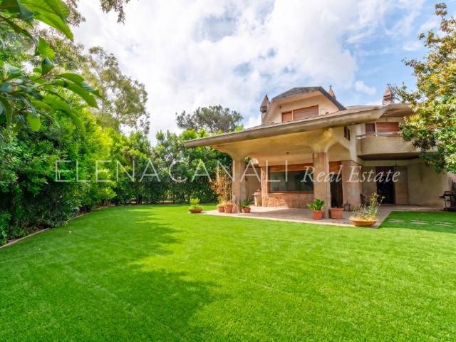 Villa Indipendente in vendita a Roma Capitale, Lazio