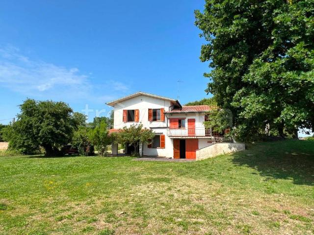 Villa Indipendente in vendita a Argenta, Reggio Emilia