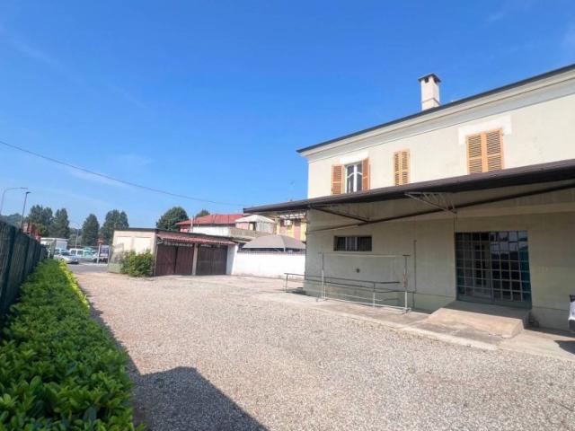 Villa Indipendente in vendita a Valcossana-Grilletto, Asti