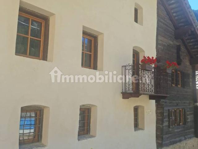 Villa Indipendente in affitto a Gressoney Saint Jean, Aosta