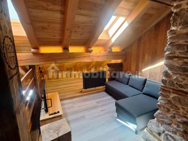 Villa Indipendente in affitto a Gressoney Saint Jean, Aosta