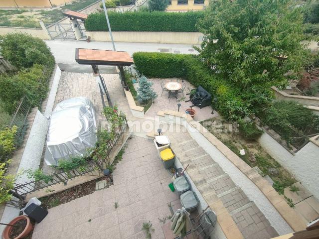 Villa Indipendente in affitto a Tornimparte, Abruzzo