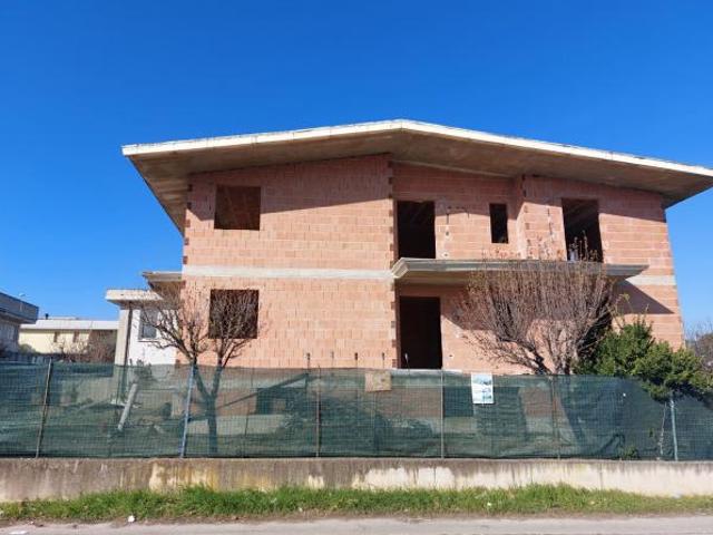 Villa Indipendente in vendita a Unione dei Comuni della Val Vibrata, Sant'omero