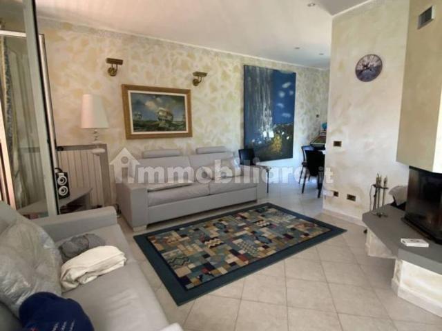 Villa Indipendente in affitto a San Remo, Liguria
