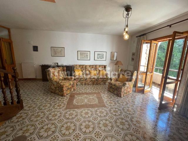 Villa Indipendente in affitto a Pescasseroli, Abruzzo