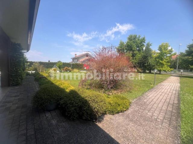 Villa Indipendente in affitto a Mandriola, Albignasego