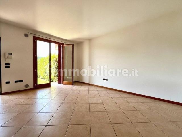 Villa Indipendente in affitto a Olmo, Creazzo