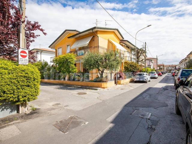 Villa Indipendente in affitto a San Concordio, Bagni Di Lucca Ponte