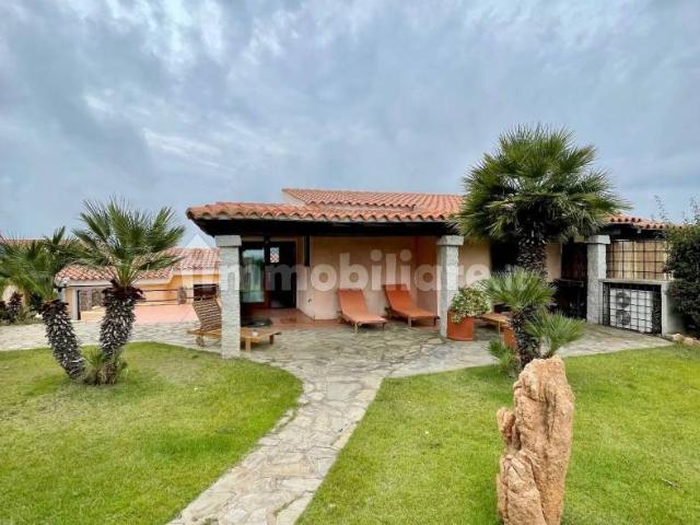 Villa Indipendente in affitto a Carbonia, Sardigna/Sardegna