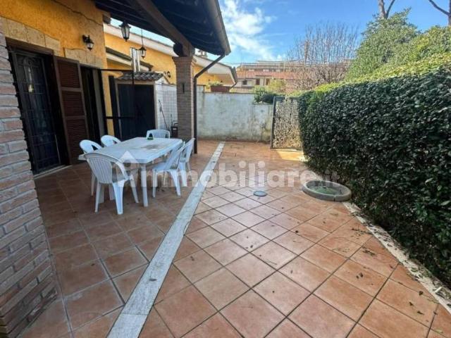 Villa Indipendente in affitto a Lupetta, Roma Capitale