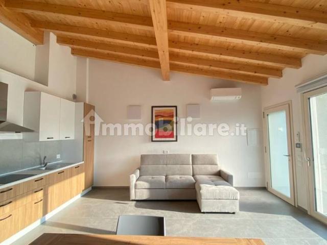 Villa Indipendente in affitto a Rovetta, Lombardia