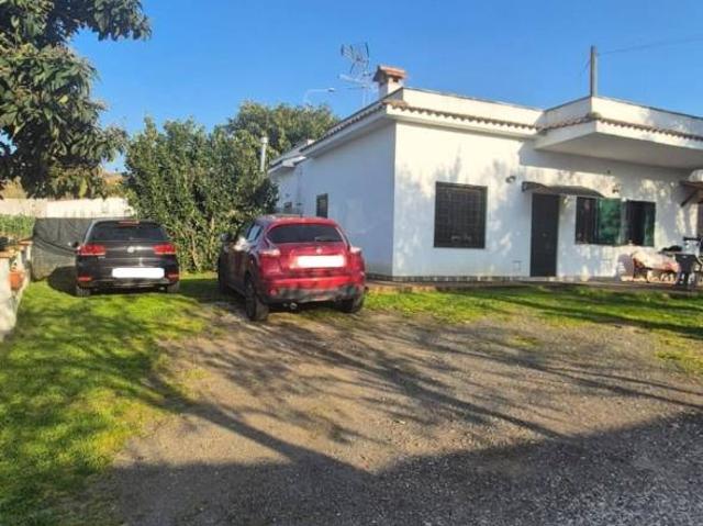 Villa Indipendente in affitto a Squarciarelli, Grottaferrata