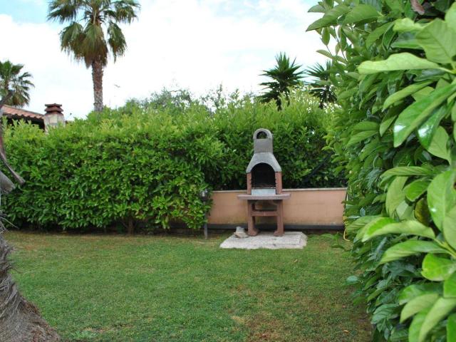 Villa Indipendente in affitto a Salto Di Fondi, Lazio