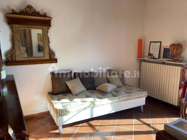 Villa Indipendente in affitto a Vittoria Apuana, Forte Dei Marmi