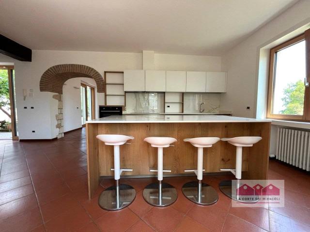 Villa Indipendente in affitto a Monteviale, Veneto