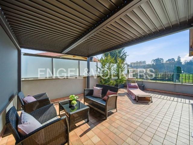 Villa Indipendente in affitto a Fino Mornasco, Lombardia