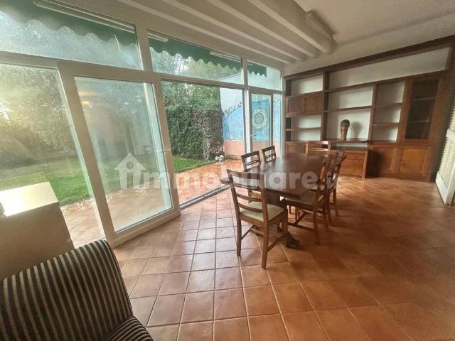 Villa Indipendente in affitto a Borgo Medievale, Roma Capitale
