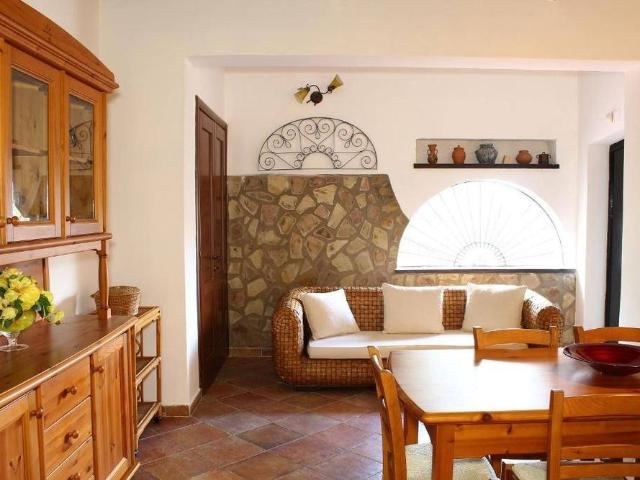 Villa Indipendente in affitto a Piraineto, Carini