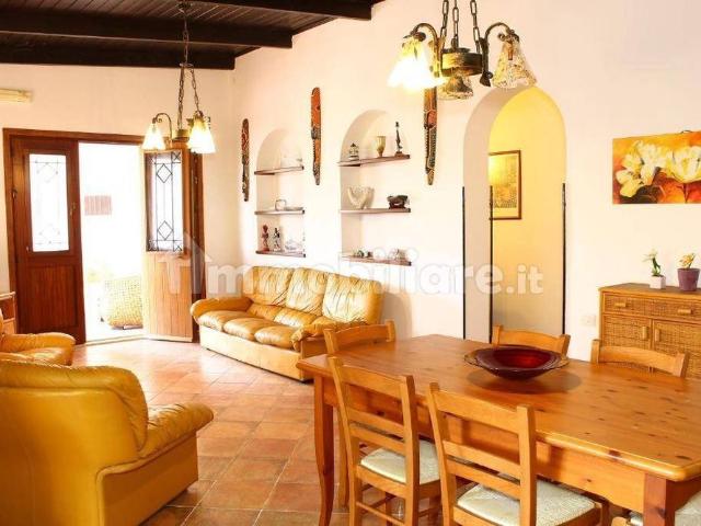 Villa Indipendente in affitto a Piraineto, Carini