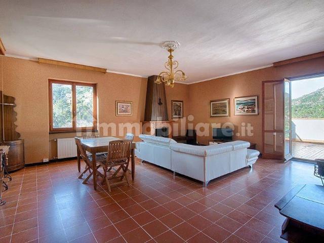 Villa Indipendente in affitto a Gandoglia, Noli