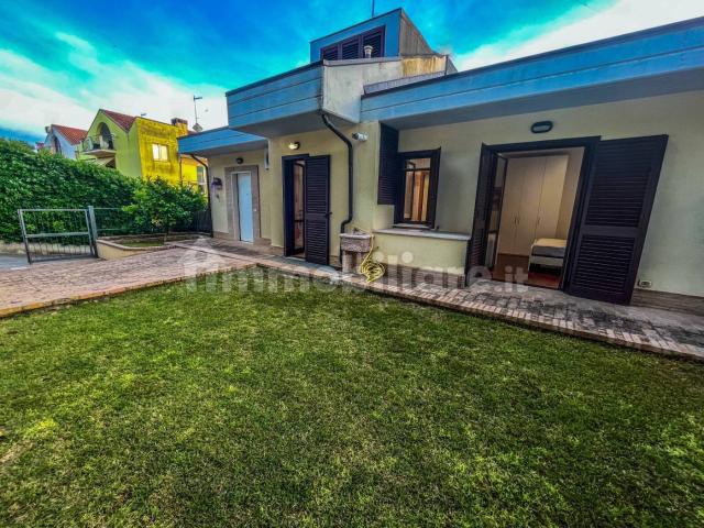 Villa Indipendente in affitto a Puglia, Lecce