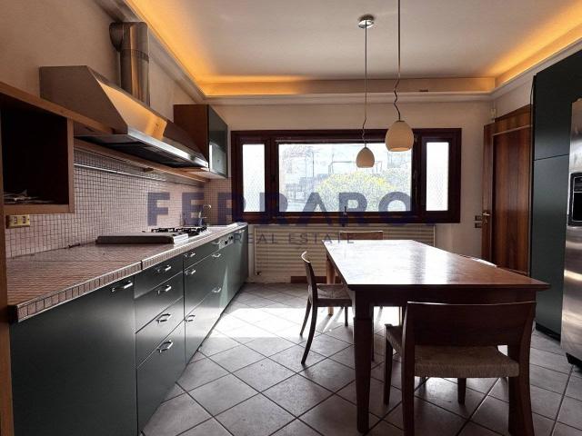 Villa Indipendente in affitto a San Zeno, Treviso