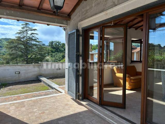 Villa Indipendente in affitto a Unione dei Comuni I Fontanili, Casarile