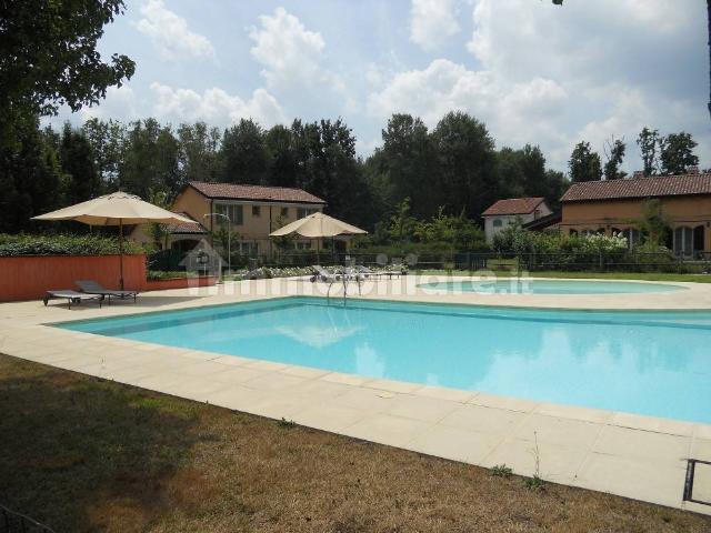 Villa Indipendente in affitto a Piemonte, Novara