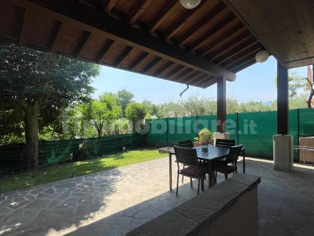 Villa Indipendente in affitto a San Felice Del Benaco, Lombardia
