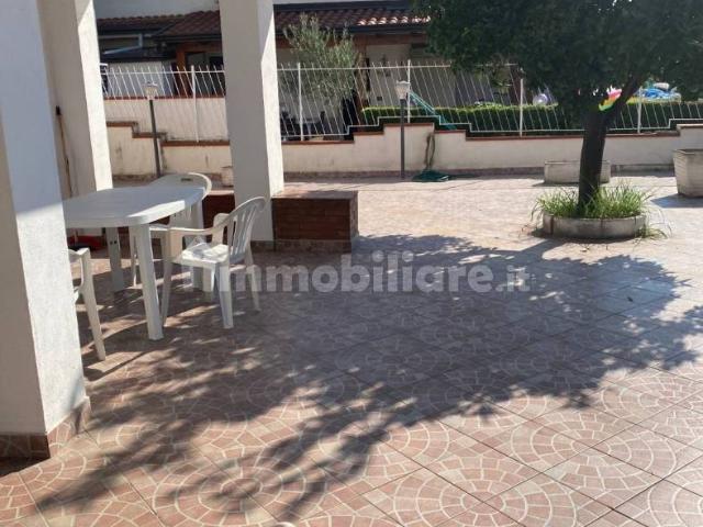 Villa Indipendente in affitto a Centro Storico, Marche
