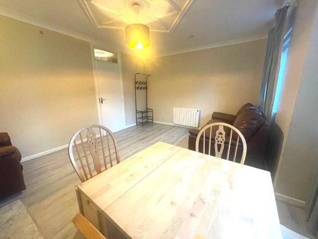 Apartment to rent in Lucan, North Tipperary