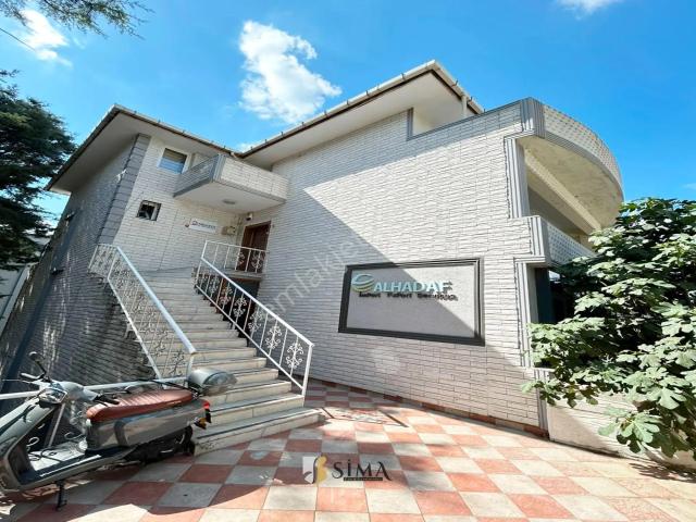 Cumhuriyet Mahallesi, Büyükçekmece içerisinde kiralık Villa