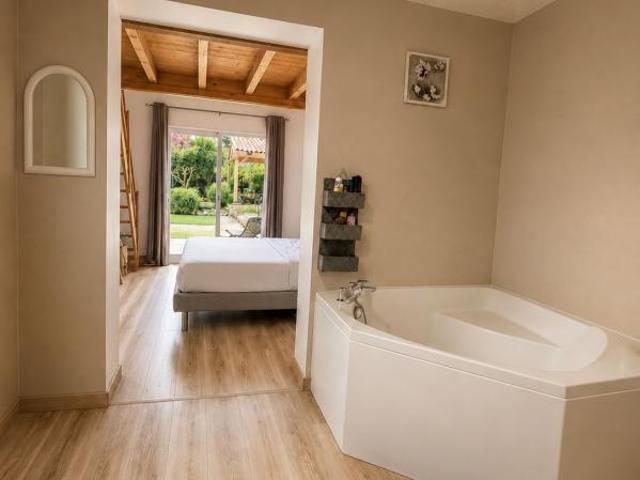 Villa vente à Bordeaux, Carbon-blanc