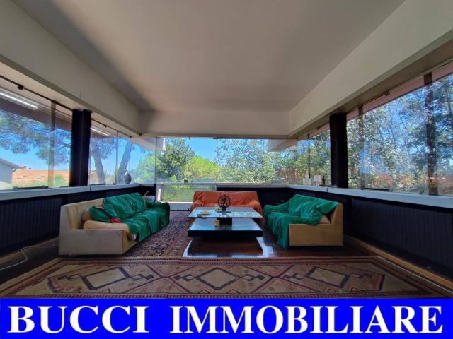 Villa Indipendente in vendita a Pescara Colli, Pescara