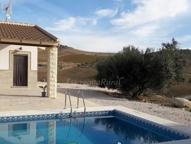 Casa en alquiler en Almogía