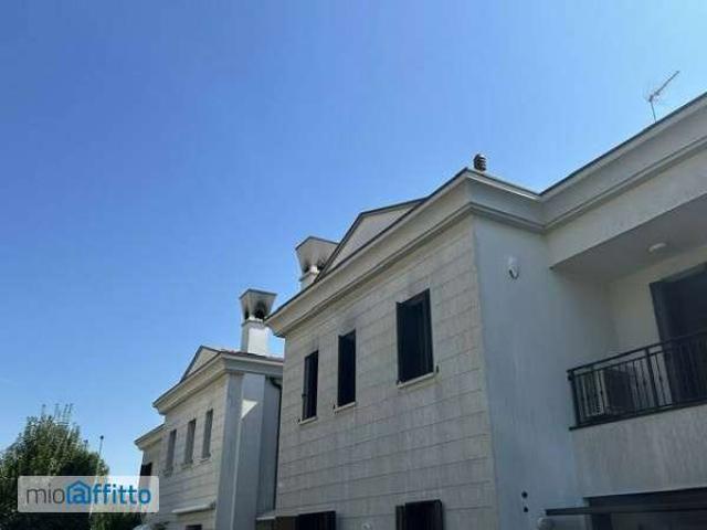 Villa Indipendente in affitto a San Donà Di Piave, Veneto