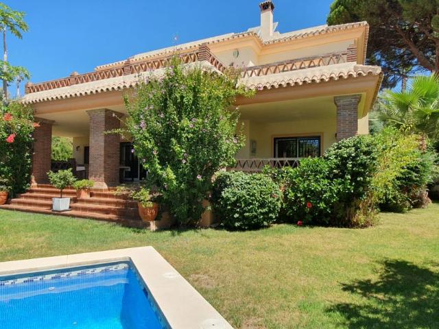 Casa en alquiler en Marbella, El Rosario