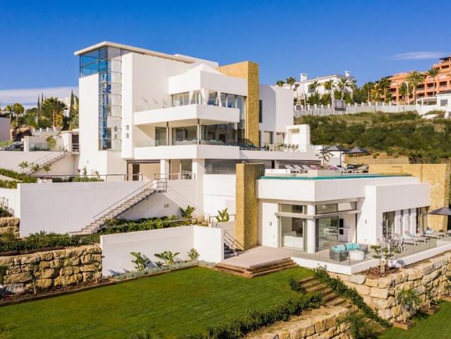 Chalet en alquiler en La Alquería-El Paraíso, Costa del Sol Occidental