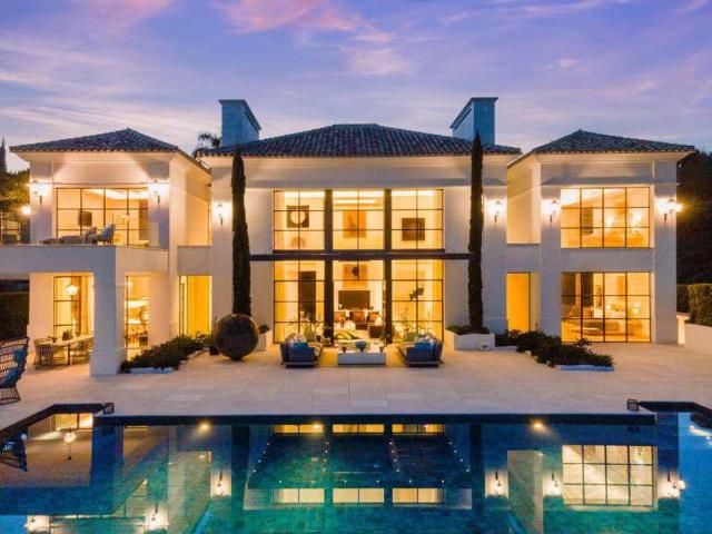 Villa en venta en Benahavís, Val de Guadalmina