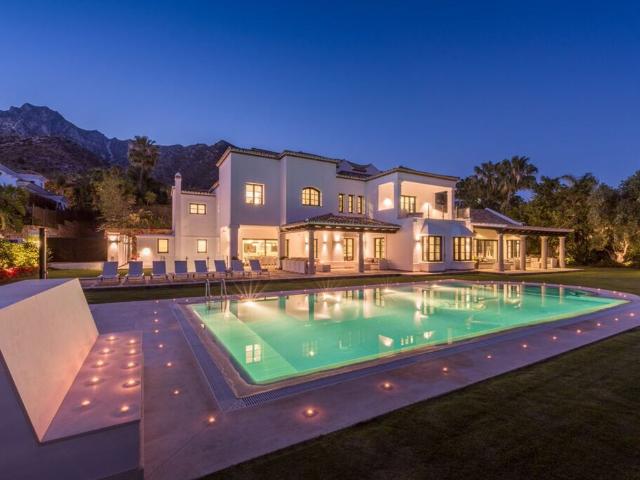 Villa en alquiler en Marbella, La Carolina
