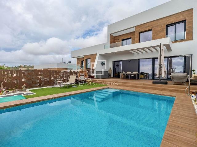 Chalet en venta en la Marina Baixa, Valencia