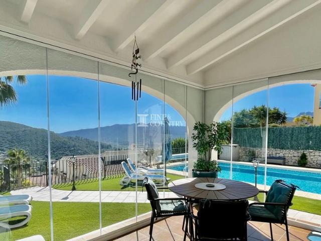 Chalet en venta en la Marina Alta, Valencia