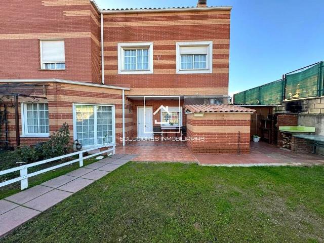 Chalet en venta en Meco, Madrid